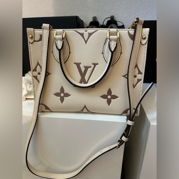 LV OnTheGo BB small shoulder/handbag - Picture 2 of 7